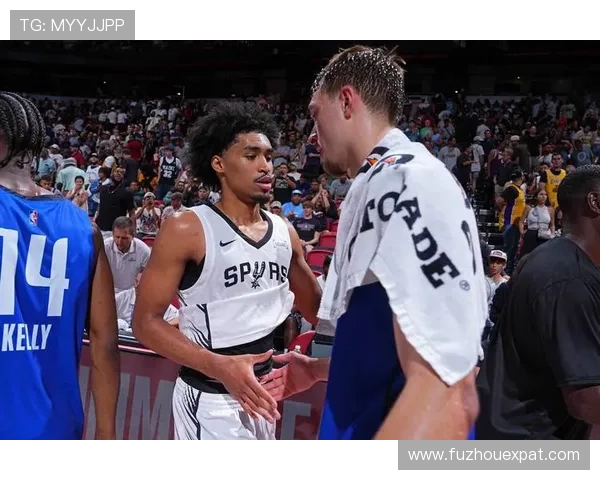 马刺七人上双胜爵士文班乔治对飙